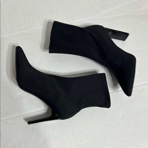 Boohoo ankle booties High Heel Sock Boots Wide fit size US 10      EU 41 or UK 8 - Picture 9 of 16